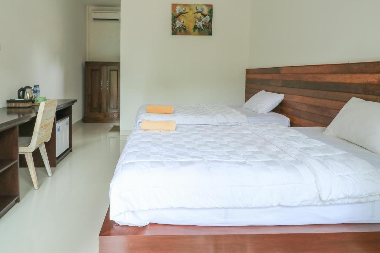ยูเลียติ เฮาส์ Hotel อูบุด ภายนอก รูปภาพ